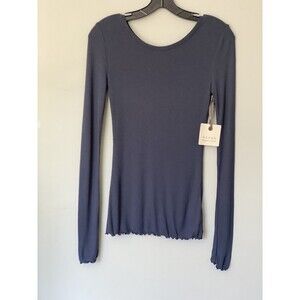 Hinge Women's Long Sleeve Top size S in blue